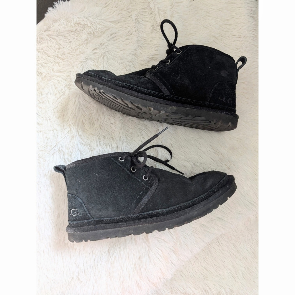 UGG Neumel Black Suede Sheepskin Lined Lace Up Ankle Boots Size 9